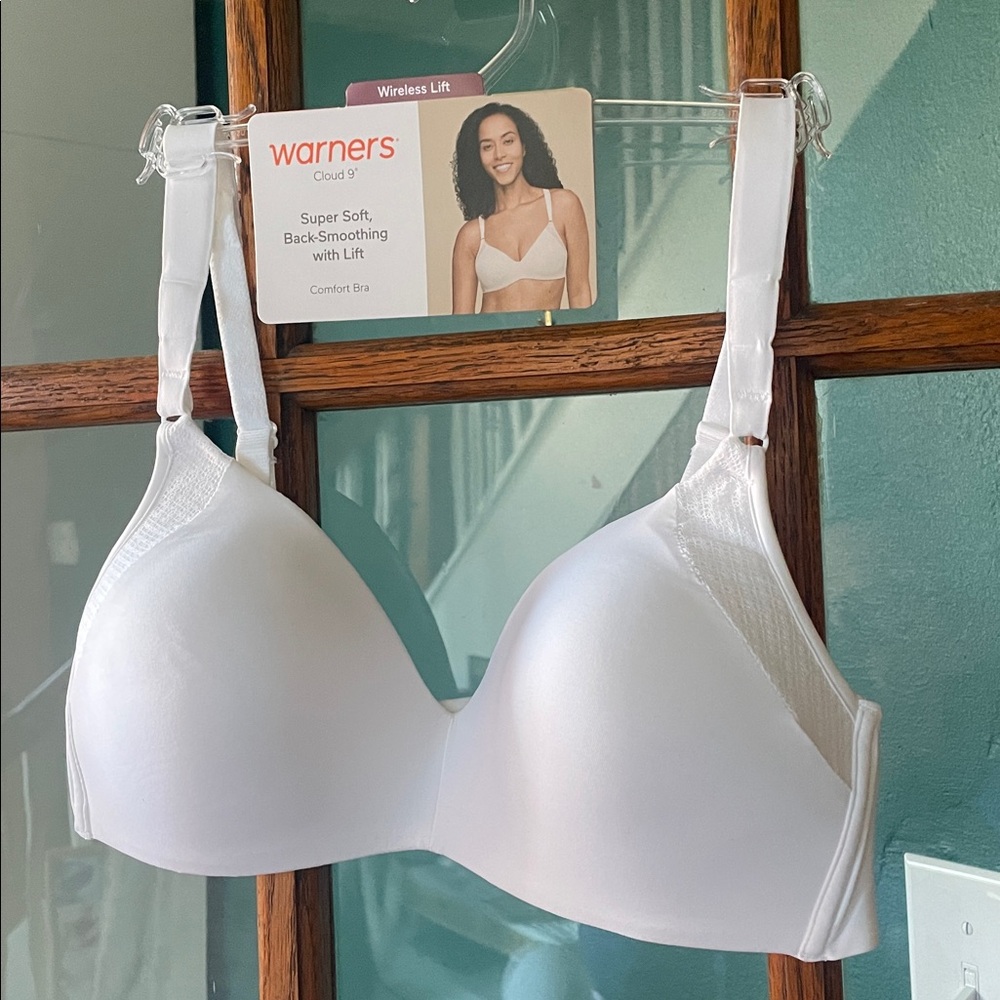 WARNERS Cloud 9 Wireless Lift Bra Size 34B NWOT